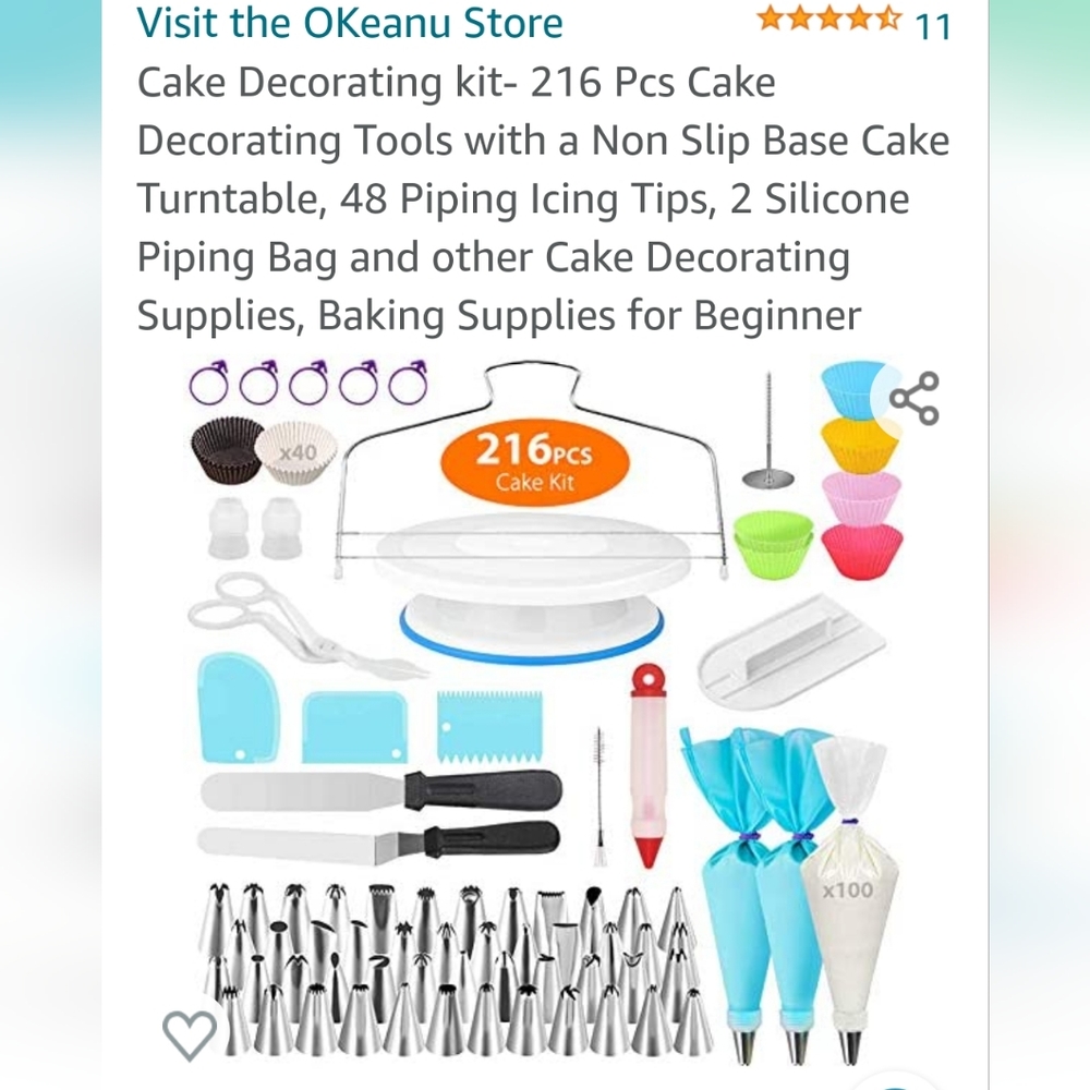 Cake decorating set